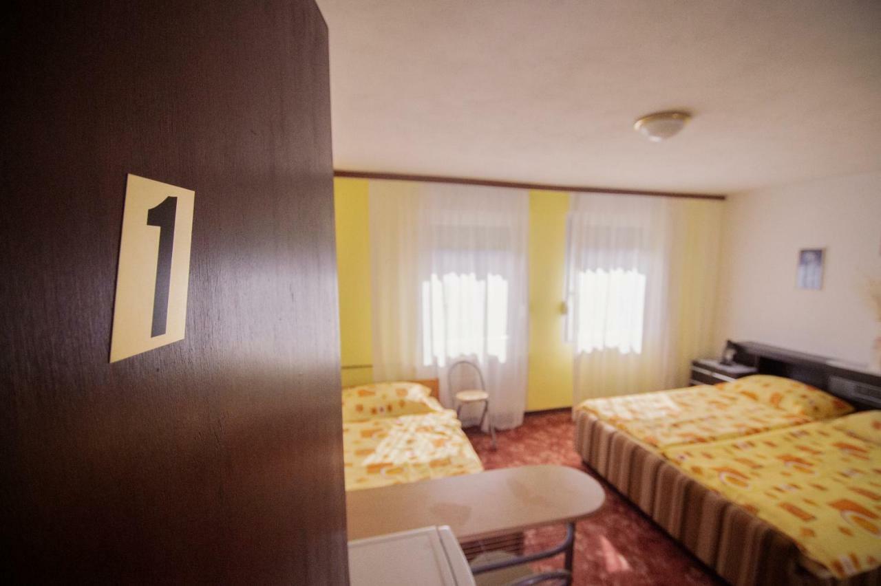 Apartmaji Berginc Kobarid Exteriör bild