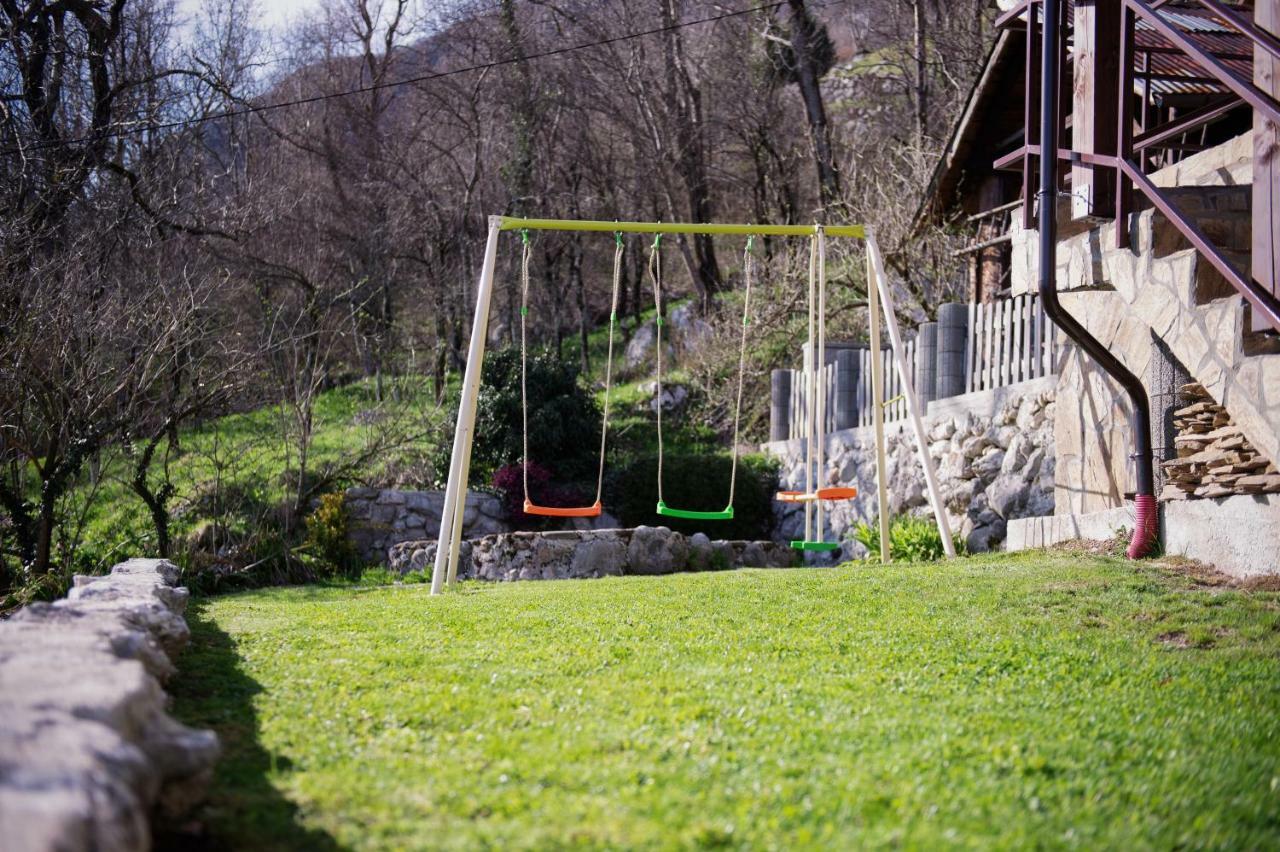 Apartmaji Berginc Kobarid Exteriör bild
